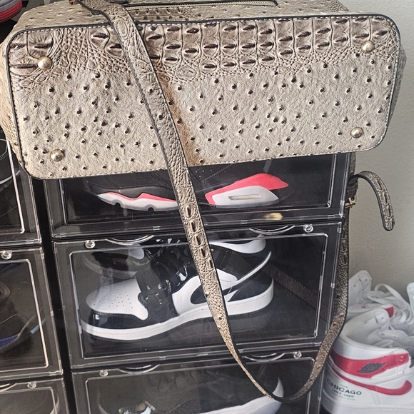 Handbag - Picture 5 of 11